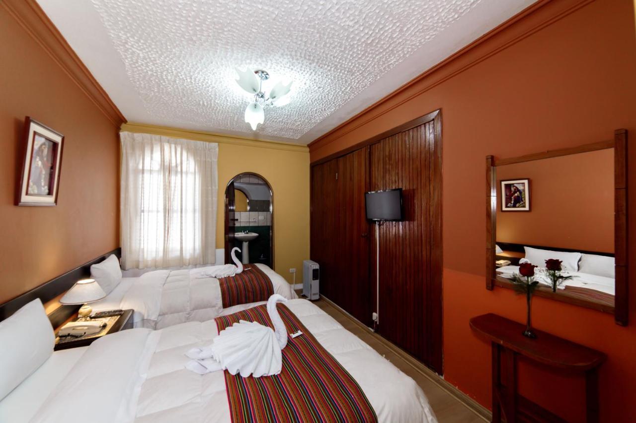 Carlos V Hotel Cuzco Buitenkant foto
